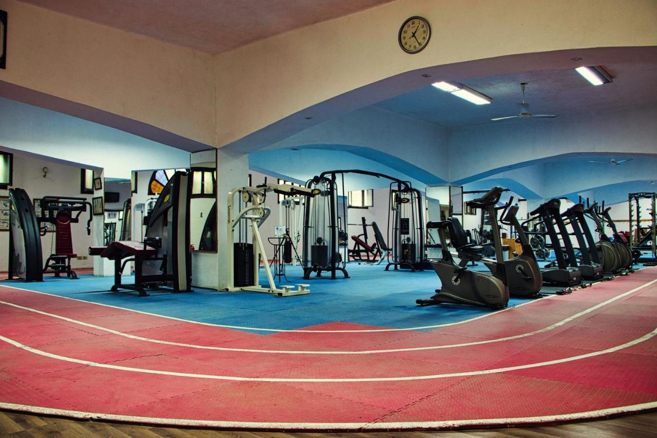 Adham Compound Hotel Koning Mariout Buitenkant foto