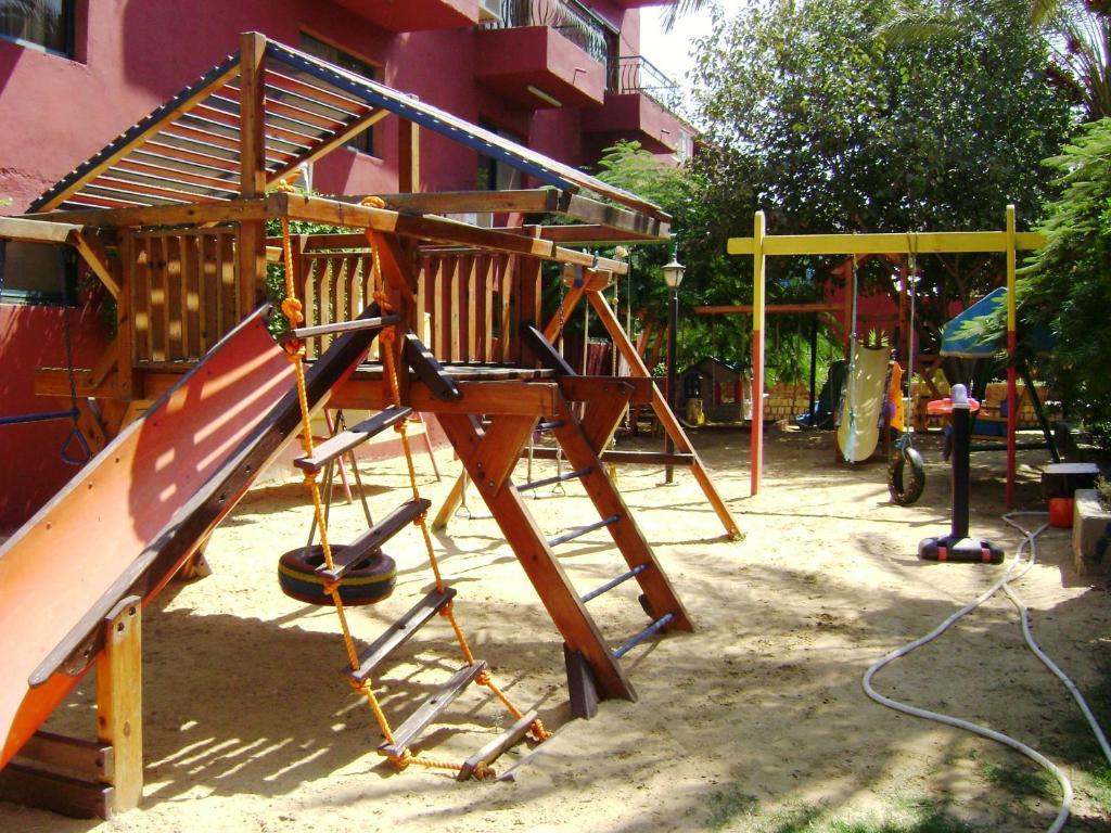 Adham Compound Hotel Koning Mariout Buitenkant foto
