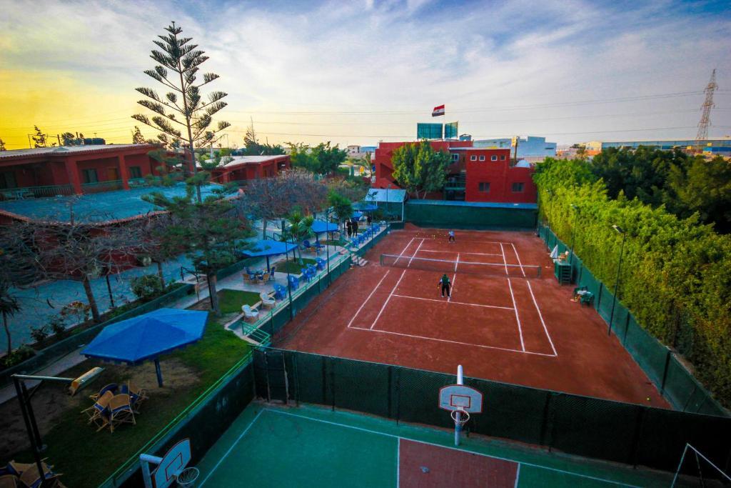 Adham Compound Hotel Koning Mariout Buitenkant foto